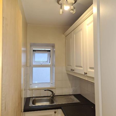 One Bedroom Apartment ดับลิน ภายนอก รูปภาพ