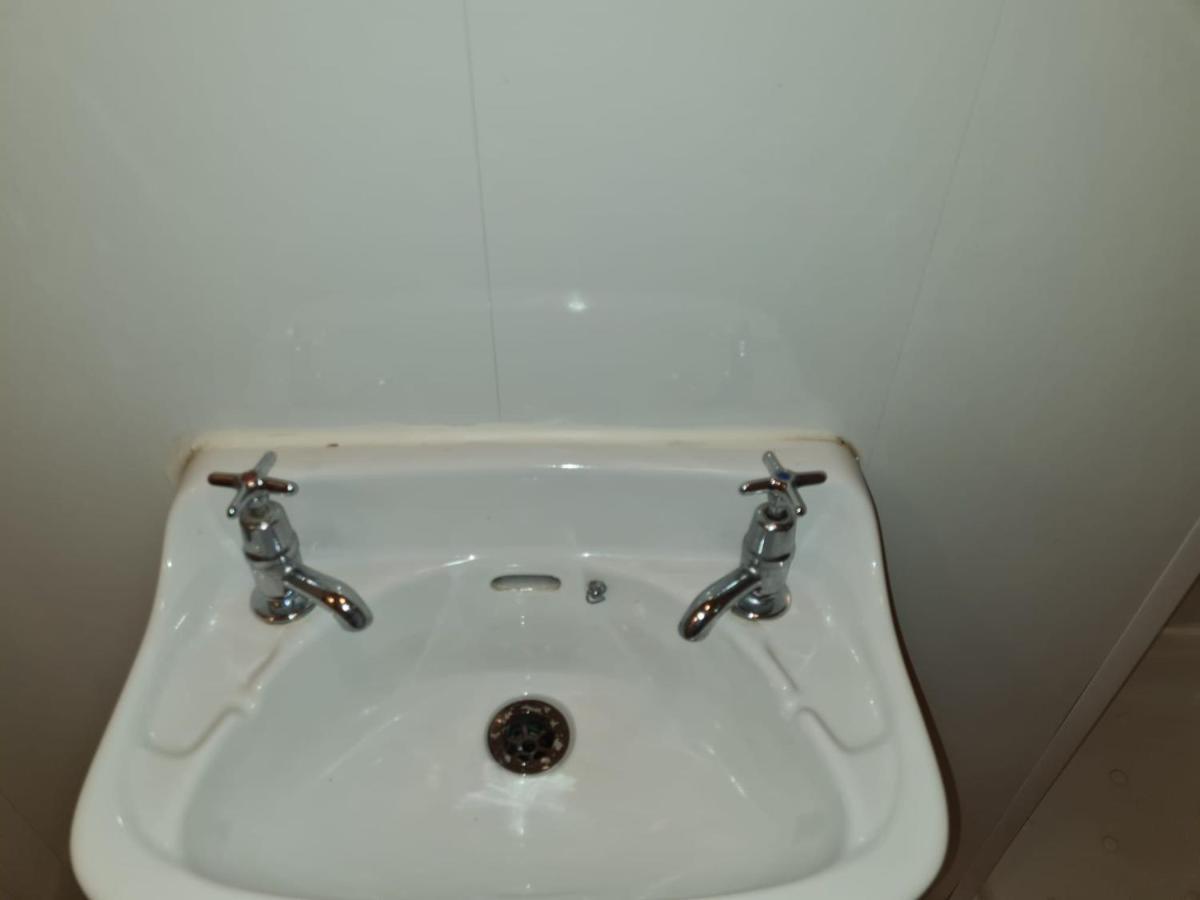 One Bedroom Apartment ดับลิน ภายนอก รูปภาพ